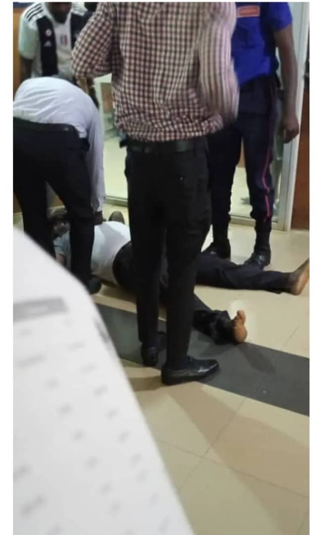 Man Slumps, Dies Inside Bank