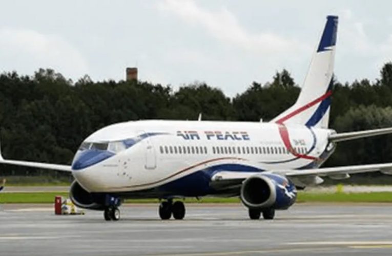 First Batch Of Nigerians Fleeing Sudan Finally Arrive Abuja