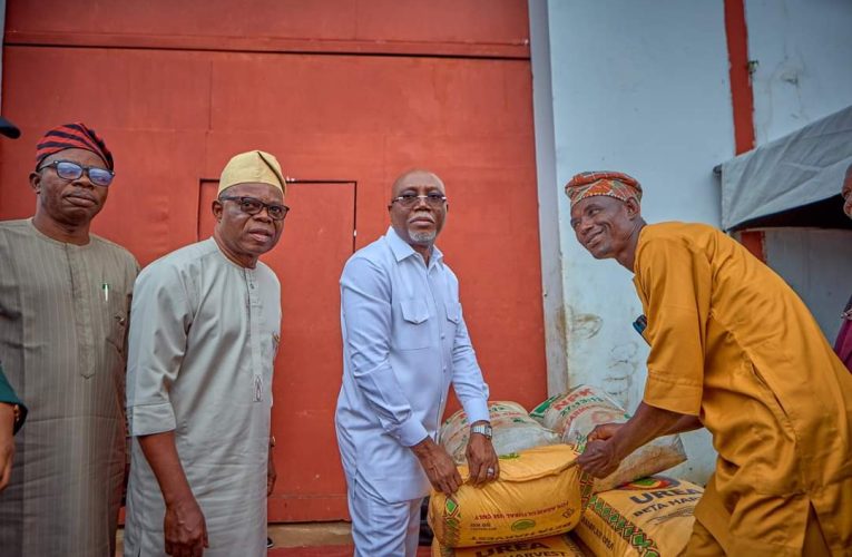 Ondo Begins Distribution Of Fertilizers To Farmers