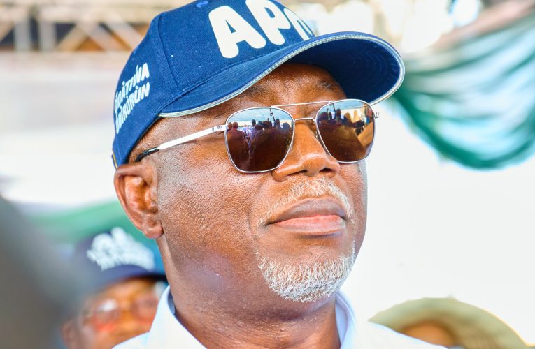 BREAKING NEWS : Gov’ Aiyedatiwa Approves Payment Of Seventy Three Thousand Naira Minimum Wage For Civil Servants