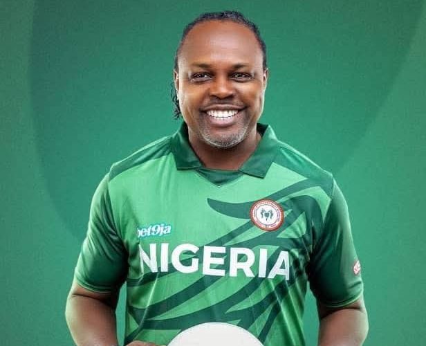 Victor Ikpeba backs Osimhen to break Yekini’s record