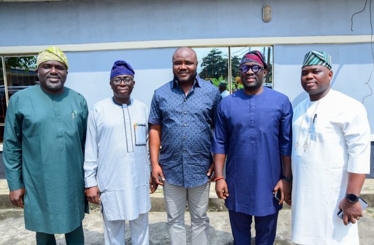 Lawmakers Endorse Gov’ Aiyedatiwa’s Land Reforms, Pay Visit To Ministry, OSDPC