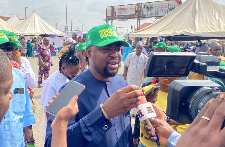 Akure Comes Alive as Ayodeji Oluleye, Ògo Àkúré Mandate Group Welcome Governor Aiyedatiwa